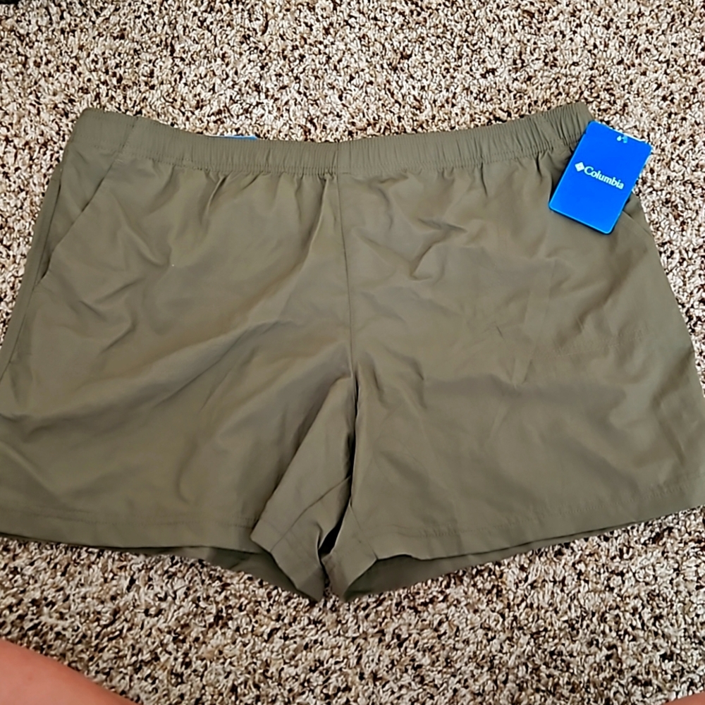 Columbia outdoor shorts.
